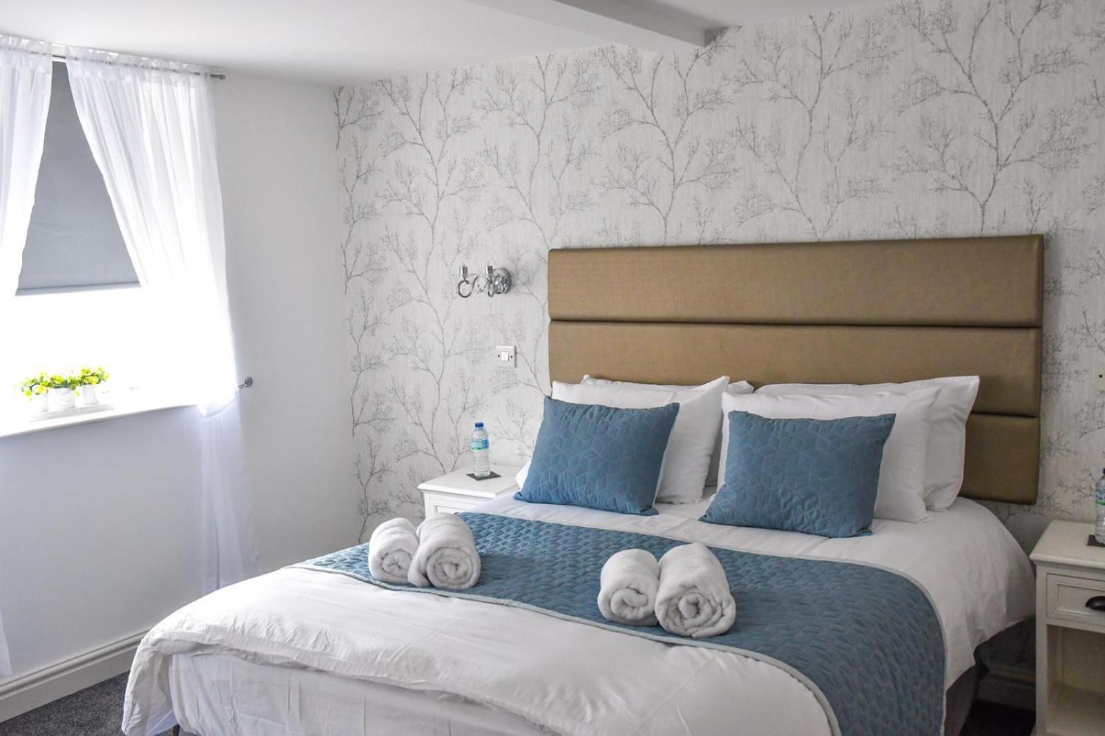 Whiston Hall Quarto foto